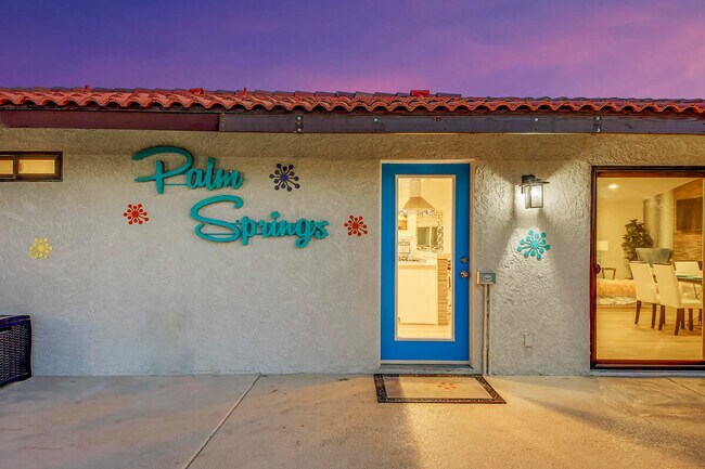 Building Photo - 2230 Tamarisk Rd