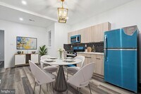 Building Photo - 104 W Ontario St