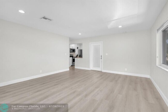 Building Photo - 3213 Colony Club Rd