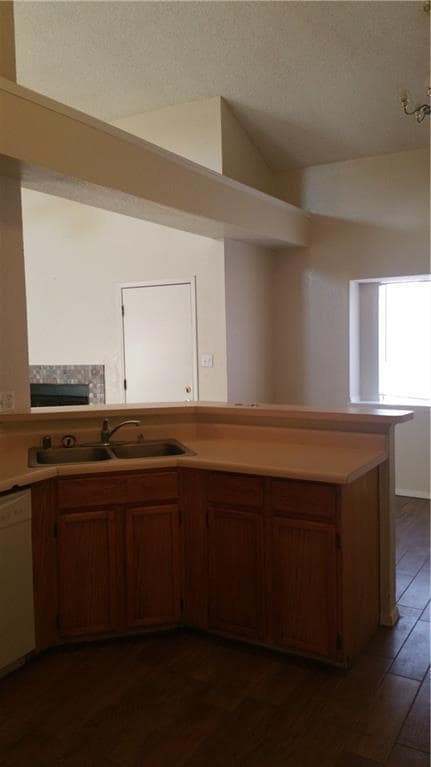 Building Photo - 4625 Loma De Cobre Dr