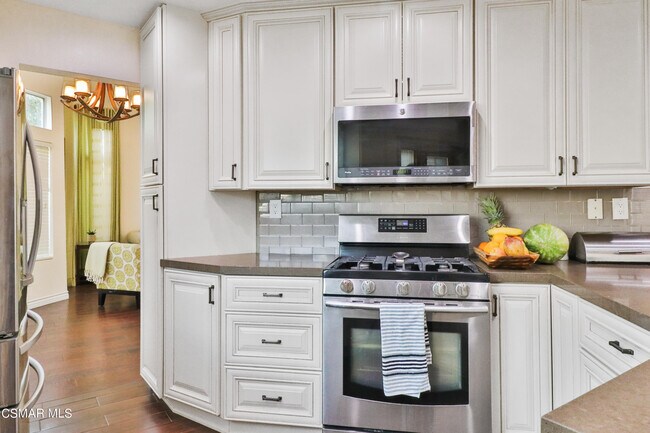 Building Photo - 2598 Winthrop Ct