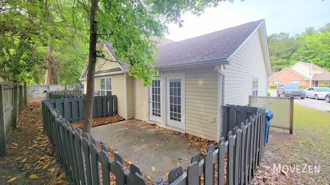 Building Photo - 305 St Rosea Rd