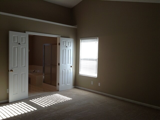 Building Photo - 684 Linden Creek