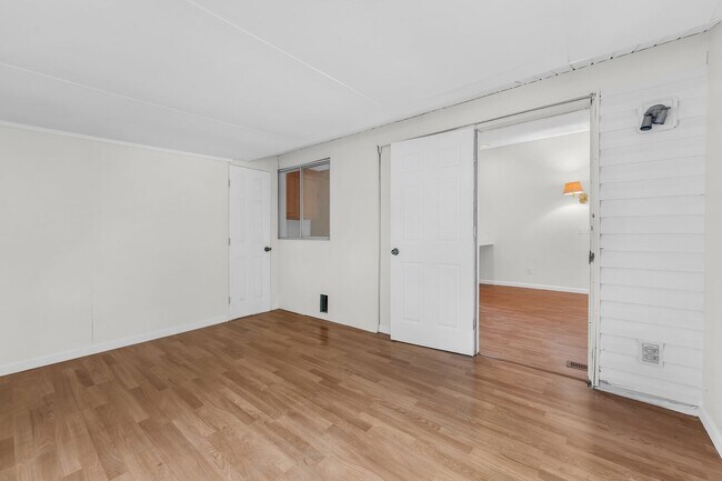 Building Photo - One Level Home in Stead