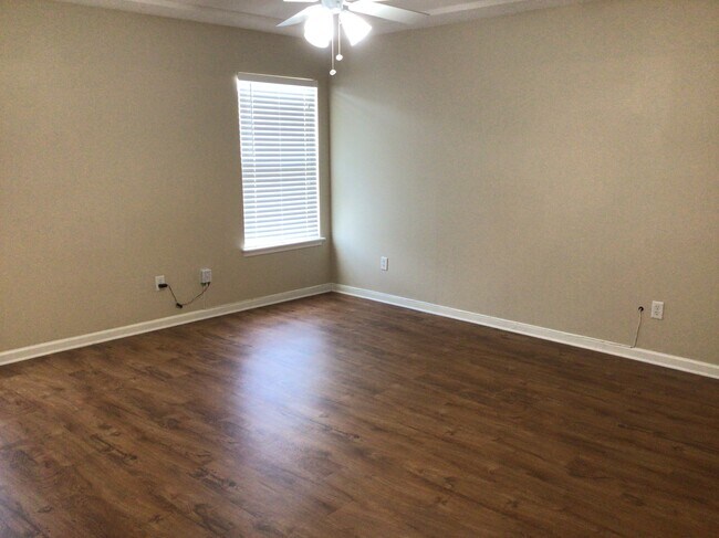 Building Photo - 2992 Jubilee Ln