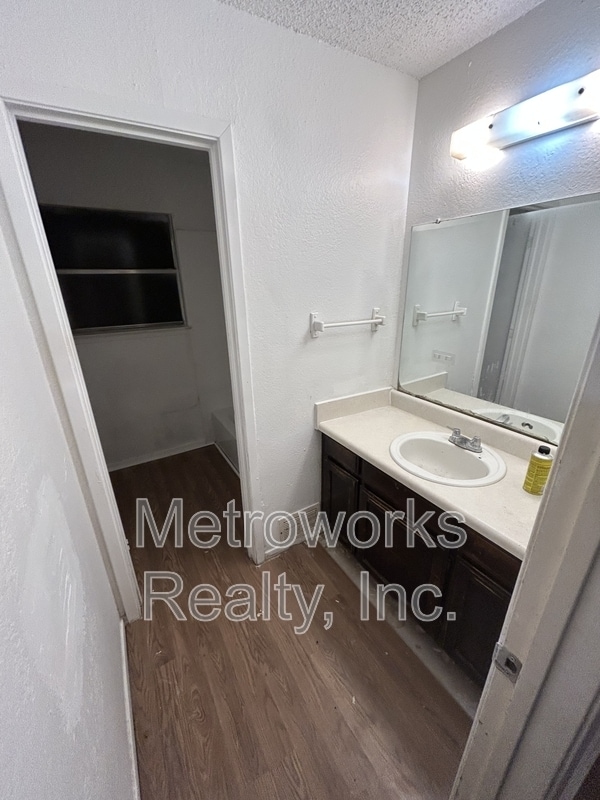 Building Photo - 206 Pine Meadow Dr