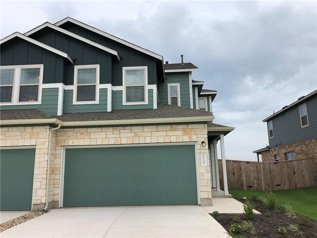 Primary Photo - 171 Andross Ln