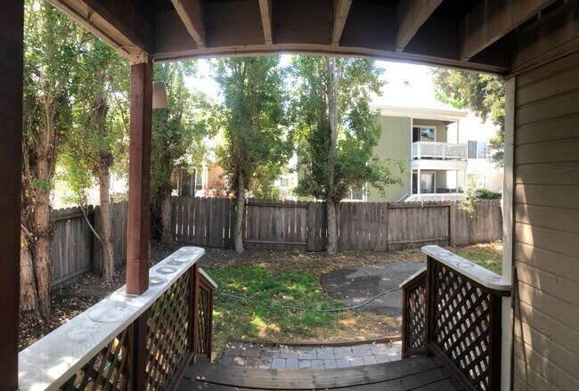 Building Photo - 815 15th St