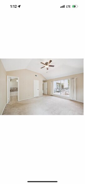 Building Photo - 16330 Leamington Ln