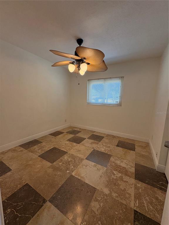 Building Photo - 218 Lewis Blvd SE