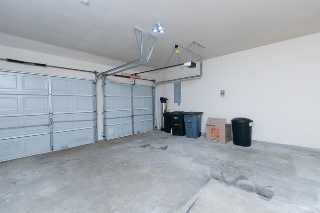 Building Photo - 21418 Grand Hollow Ln