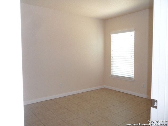 Building Photo - 1211 Rimrock Cv