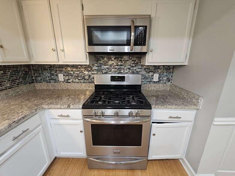 Building Photo - 26 Rumson Ct SE