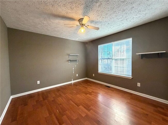 Building Photo - 5420 Gaeth Dr.