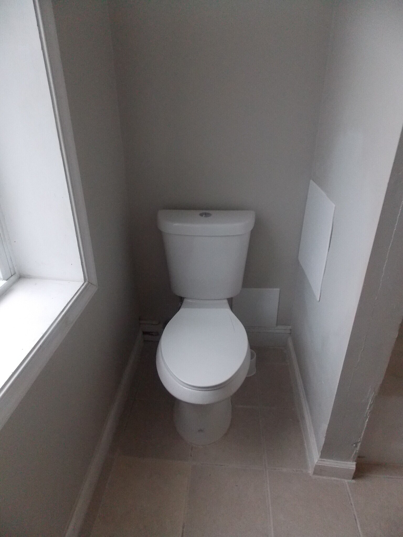 Bathroom - 1001 W Fayette St