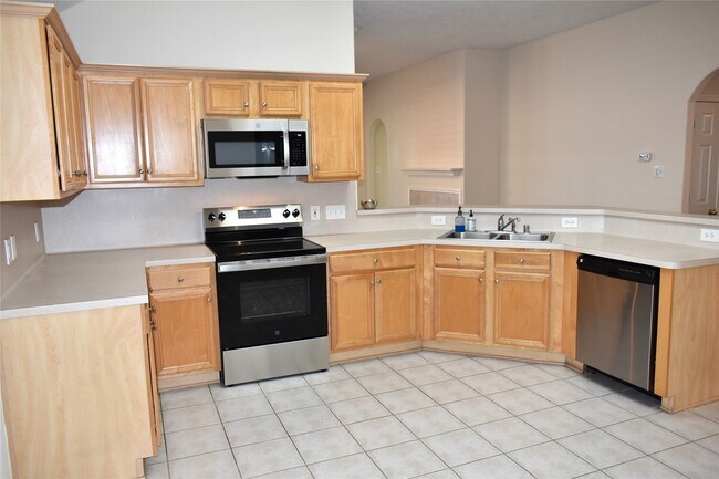 Building Photo - 15318 Ochre Leaf Trail