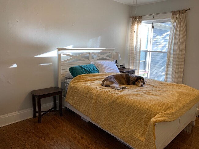 Building Photo - 91 S Washington, Up