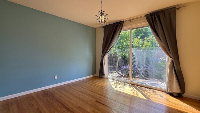Building Photo - 4BD/2BA Willow Glen Home with Remodeled Chef's Kitchen