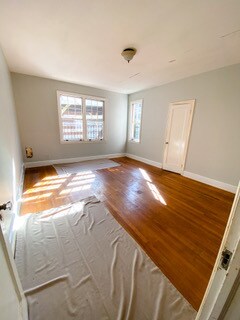Building Photo - 207 E 51st St
