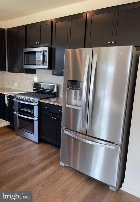 Building Photo - 725 Coastal Ave