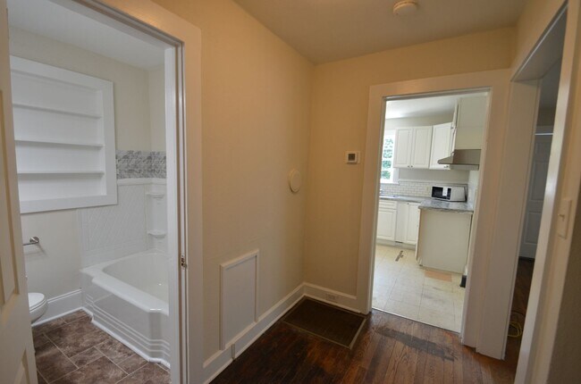 Building Photo - Charming 2-Bedroom, 2-Bath Single-Family Home with Sunroom & Wooded Views
