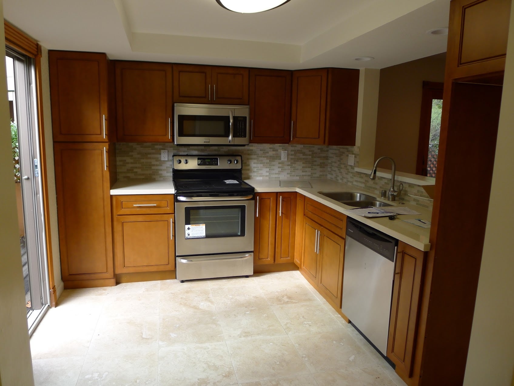 Building Photo - 2 Sheldrake Ct