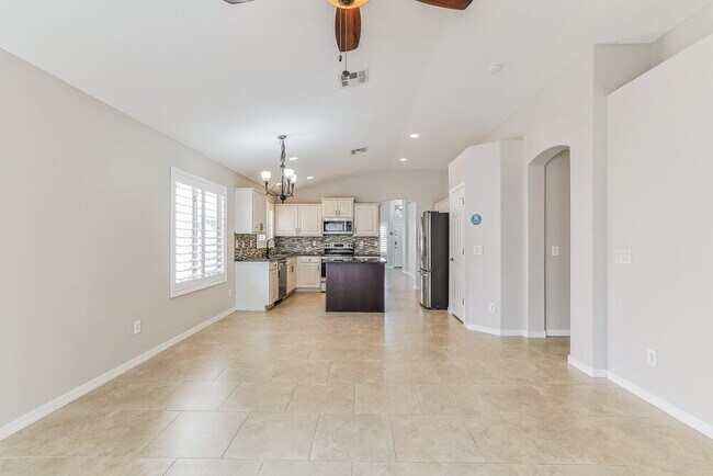 Building Photo - 33554 N Cobble Stone Dr