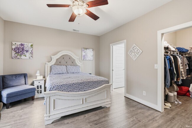 Building Photo - 0 N Cypress Ln