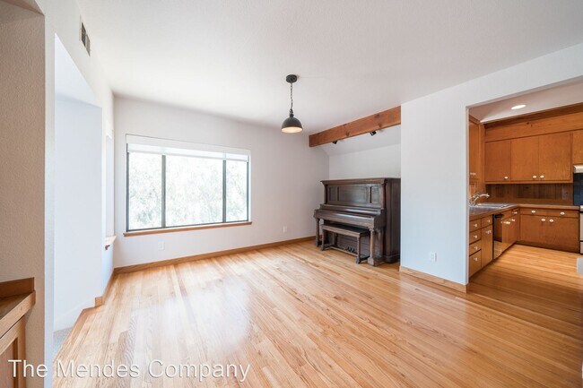 Building Photo - 4 br, 2.5 bath House - 4294 Sierra Vista