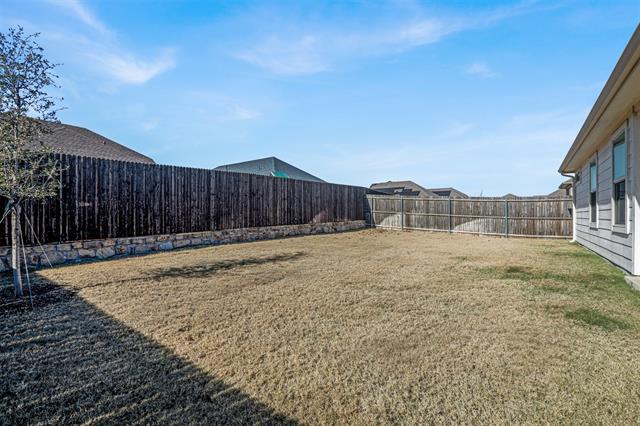 Building Photo - 628 Fawn Valley Dr