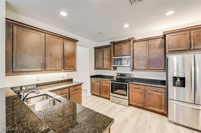 Building Photo - 11623 Meadowrun Cir