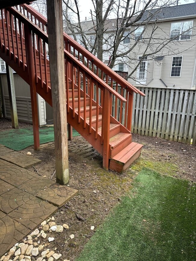 Building Photo - 3-Story End Unit Townhouse