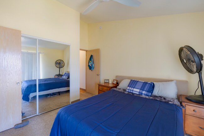 Building Photo - 33 Waiaka Ln