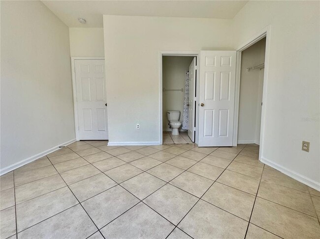 Building Photo - 8029 King Palm Cir