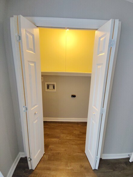 Building Photo - 16 Duiguid Dr