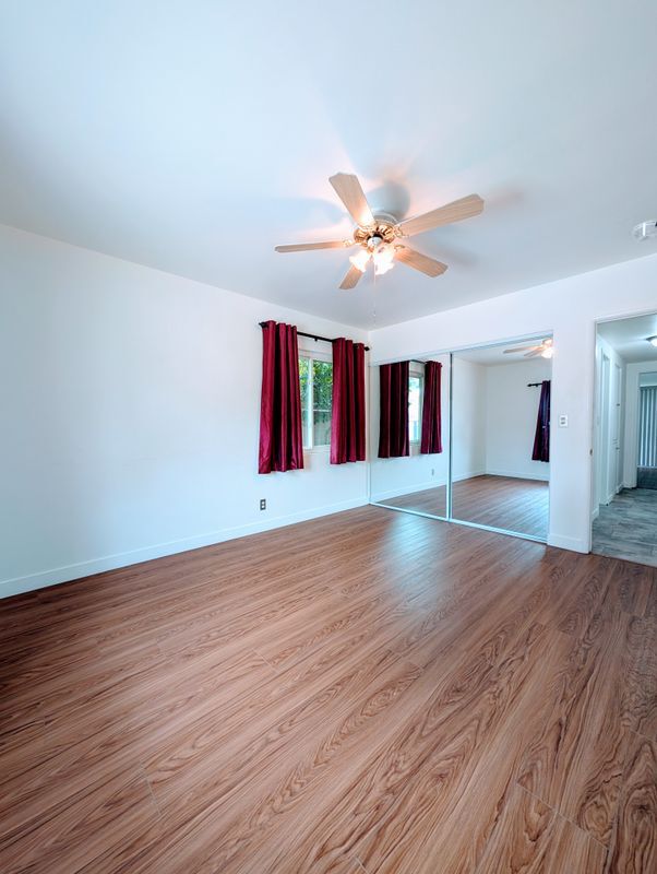 Building Photo - 1308 Claremont Pl