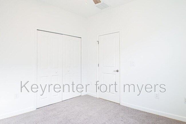 Building Photo - 9143 Leatherwood Loop