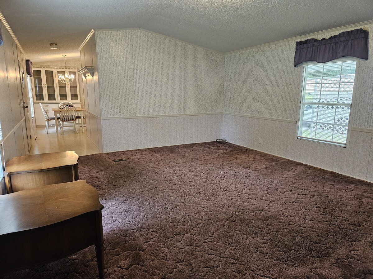 Building Photo - 9380 Seabright Ave