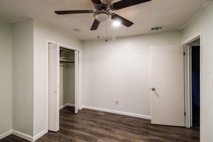 Building Photo - 2979 Tiller Trail SW