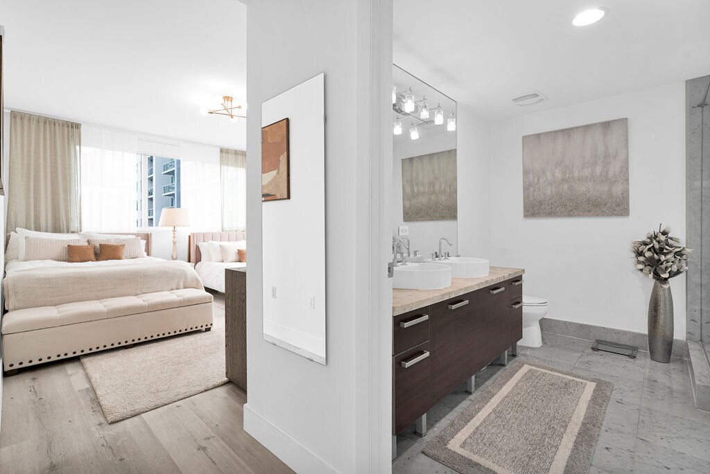 Building Photo - 244 Biscayne Blvd