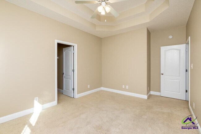 Building Photo - 601 Huntwood Ln