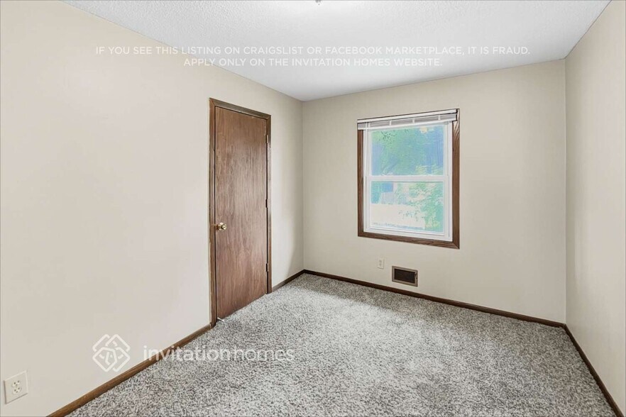 Building Photo - 8427 Northern Dr