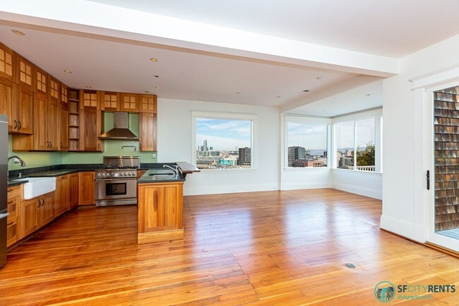 Building Photo - Potrero Hill: Remodeled Top Floor with City Views, Bonus Room & 2 Car Parking