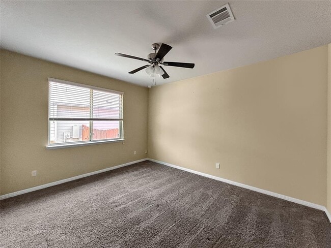 Building Photo - 512 Canadian Springs Dr