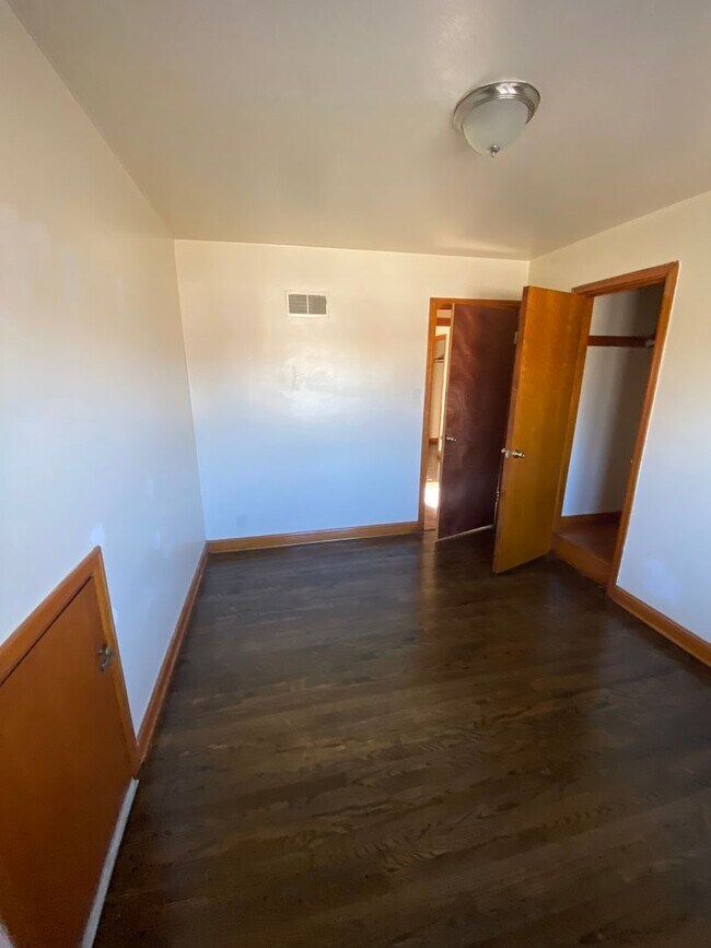 Building Photo - 4171 N 63rd St