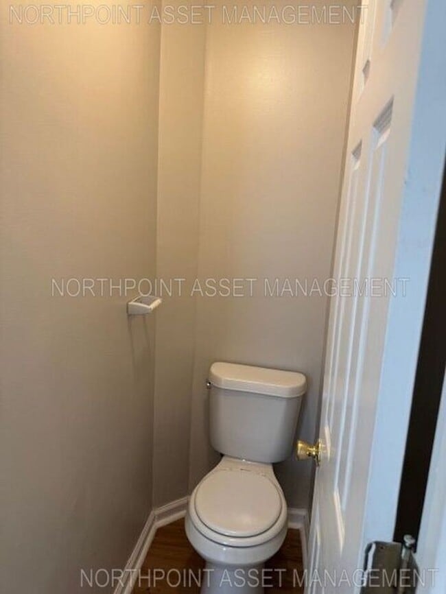 Building Photo - Beautiful 3BR 2BA Home w/ Attached Garage in Fairburn