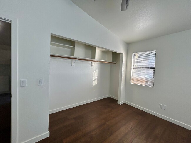 Building Photo - 1601 San Pascual St