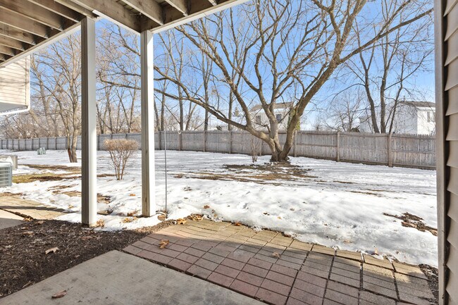 Building Photo - 96 Gant Cir