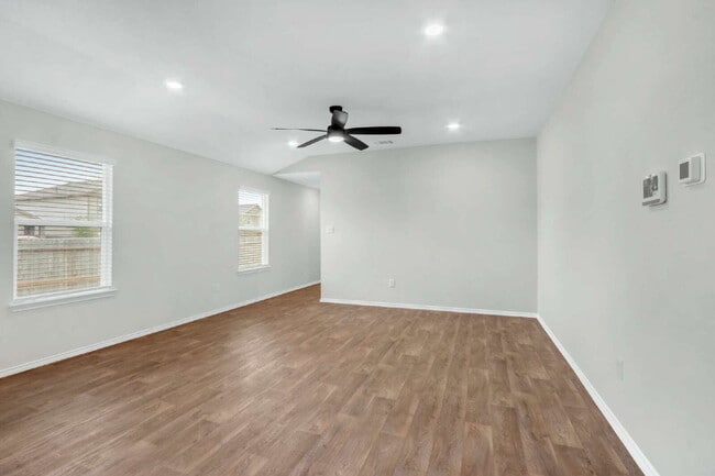 Building Photo - 3264 Onion Crk