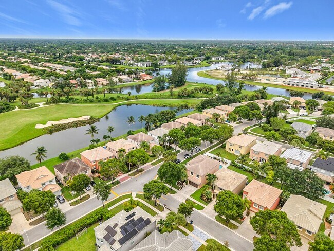 Building Photo - Beautiful Home for Rent in Royal Palm Beach!